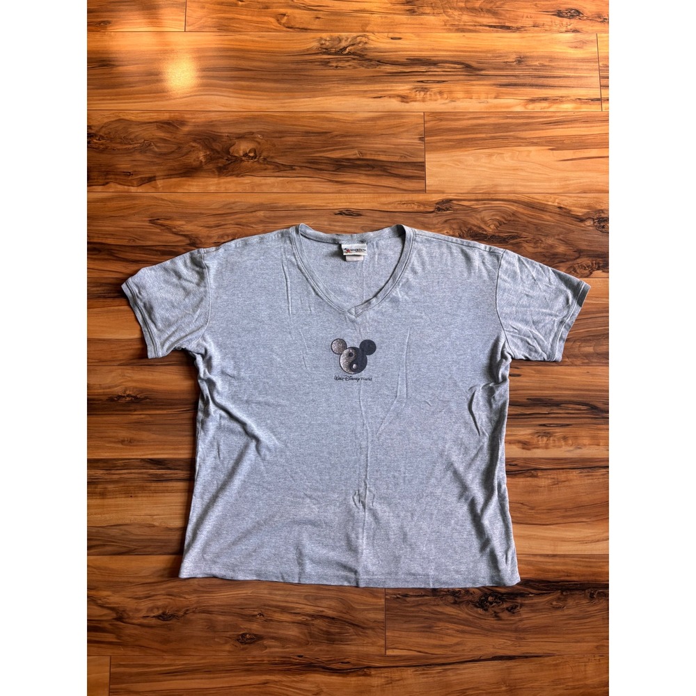 Walt Disney World Mickey Mouse Yin Yang V-Neck T-Shirt Gray Made in USA